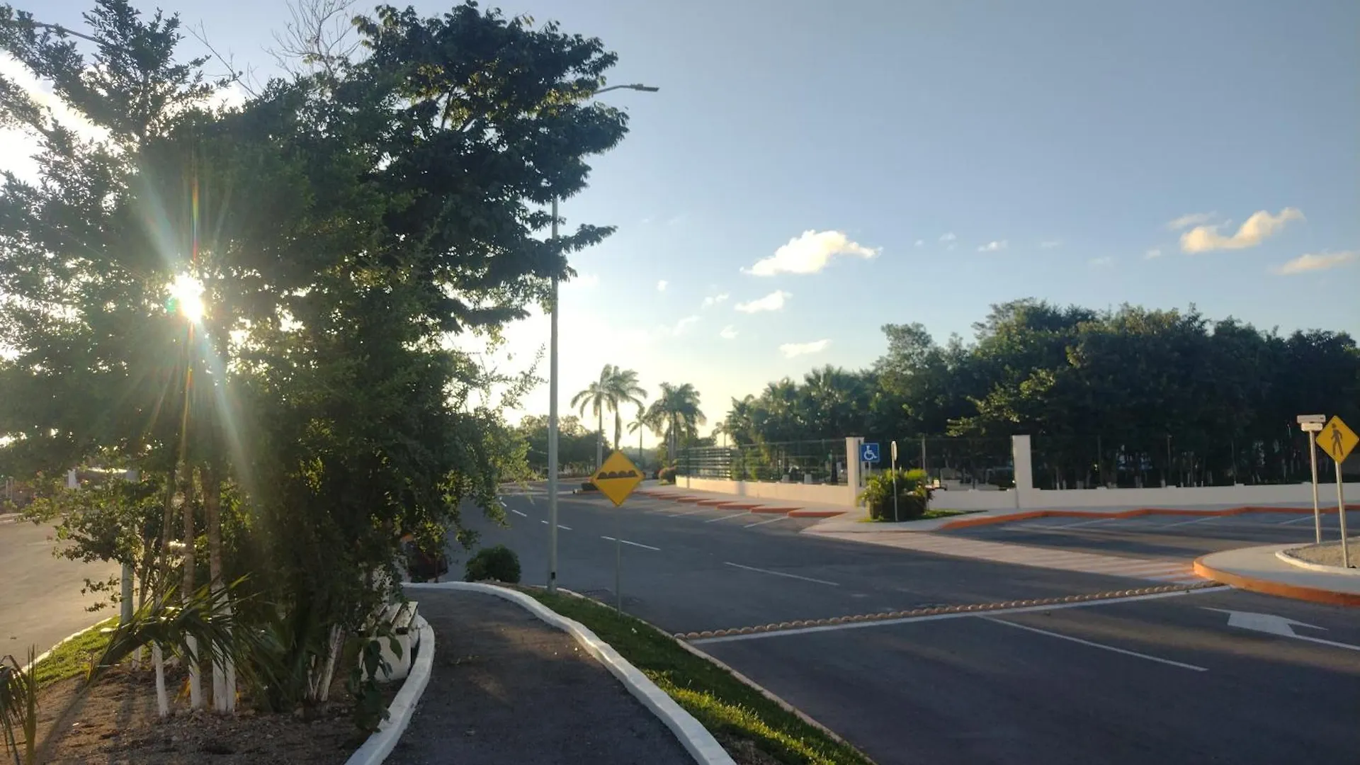 Apartamento Breezy & Cancunian Villa